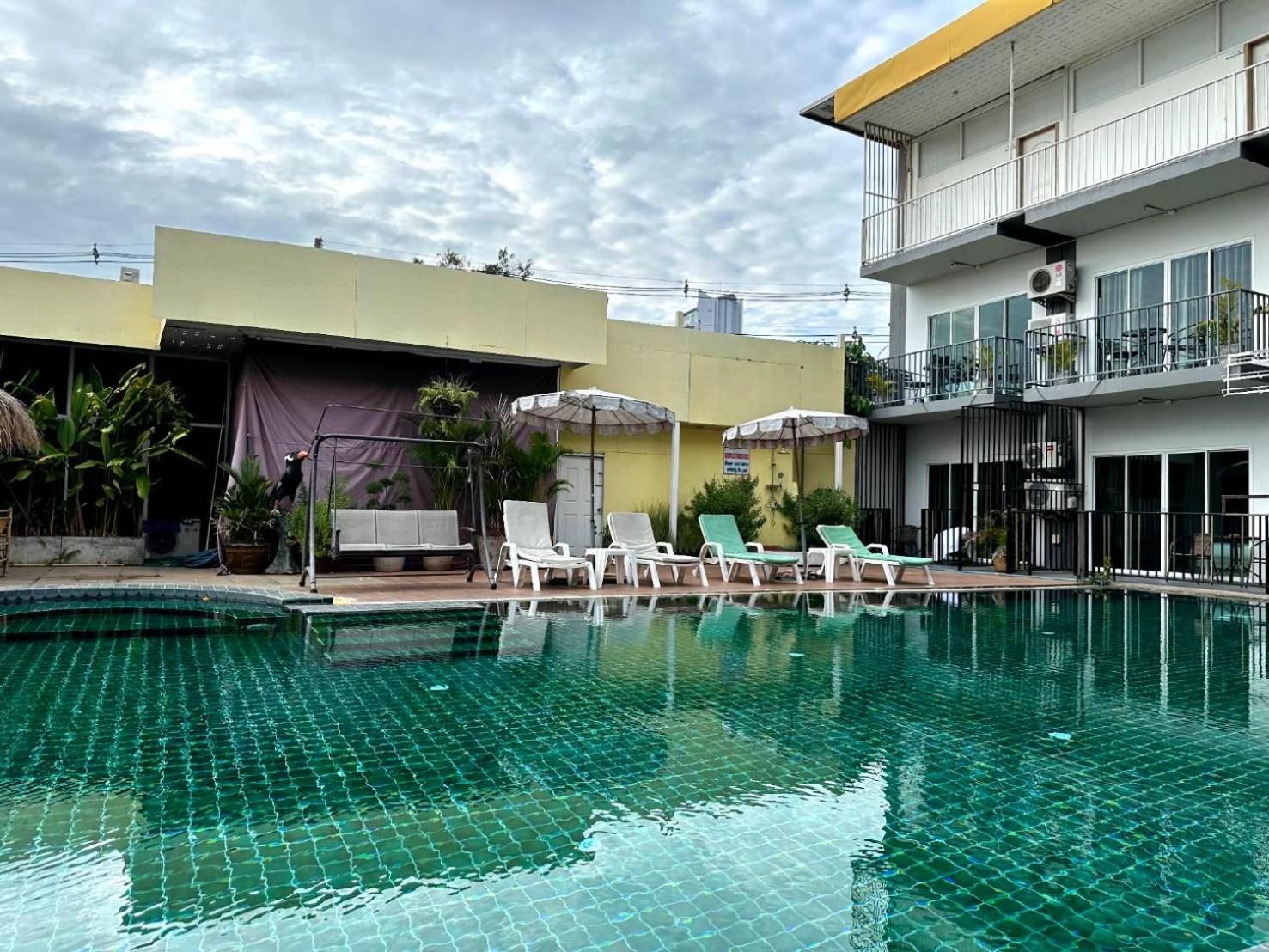 Anantra Pattaya Resort Bagian luar foto